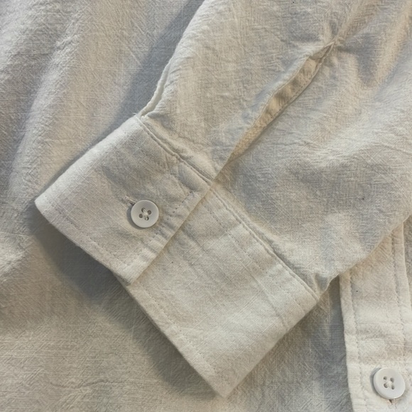 Apraw cotton/linen white shirt. Men's size L. Like new condition. Very stylish! - Picture 4 of 8
